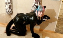 latexneko:  Had to remove certain photos, so re-posting this again 