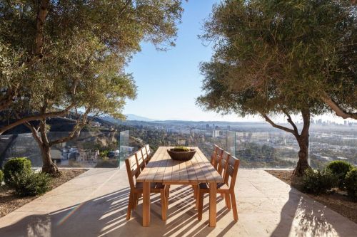 Bellgave Place, West Hollywood by Woods and Dangaran Architects. #architecture #landscapearchitectur