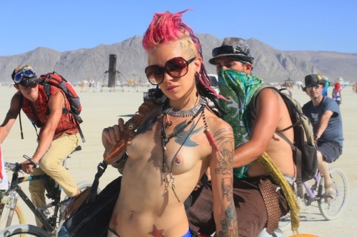chestnutpipesforeveryone:  Burning Man, Mike Green Photo. 