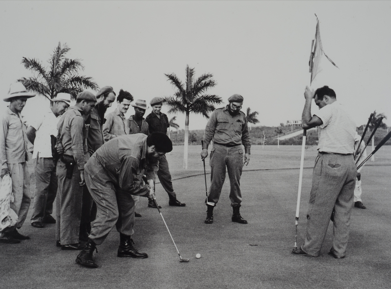 twixnmix:     Fidel Castro, Che Guevara and     Antonio Núñez Jiménez       playing