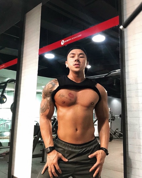 tudamm: Haha để tao xem được bao like rồi mở icon sau :)) em này dâm vl rồi