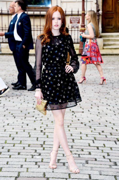 166/366 Dresses of 2016′s Red CarpetsEllie Bamber at Royal Academy of Arts Summer Exhibition VIP Pre