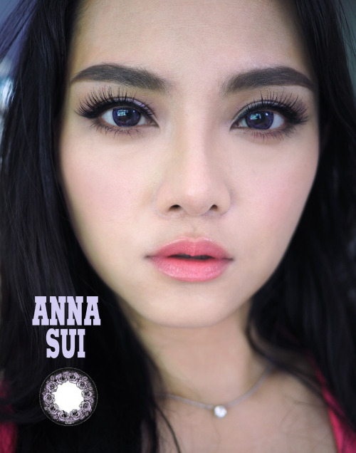 makeupbox: ANNA SUI ROSE SERIES DISPOSABLE CONTACT LENSES–We know Anna Sui has fashion eyewear but d