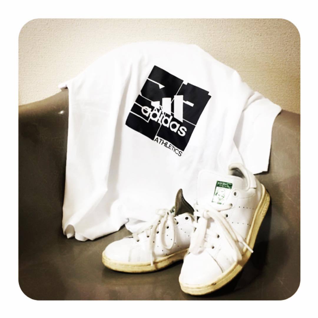 Suuco Com Moussy Adidasコラボのtシャツ購入 カタカナの マウジー