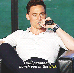 skijumpsallygotthehiddles:  Why is this so fucking hot?