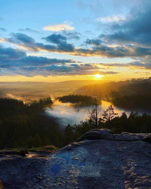 amazinglybeautifulphotography:Minnekhada Regional Park, Coquitlam, British Columbia, Canada [1440X1800] [OC] - Author: hollyamf on reddit