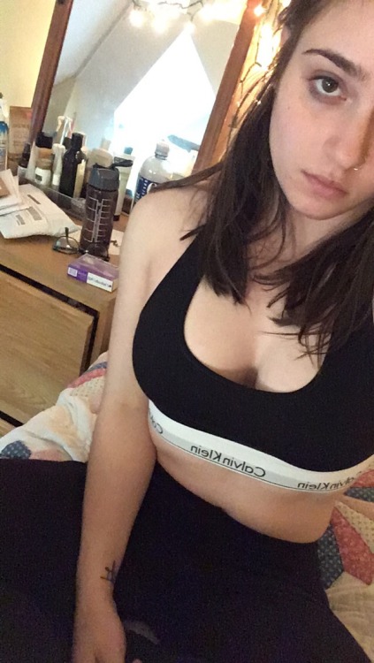 little-miss-misanthropy:  i feel like crap about myself tonight so have some old cute pics (also send me love to cheer me up!)