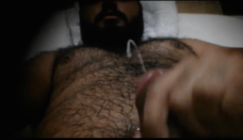 joejoegarza: israosodf: naughtyjustlikeyou: CubAlpha  #2-1 Me gusta…
