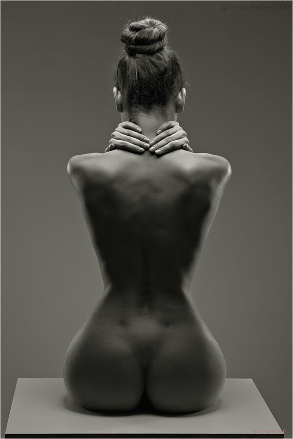 voglieperversediunuomo:  ……….M