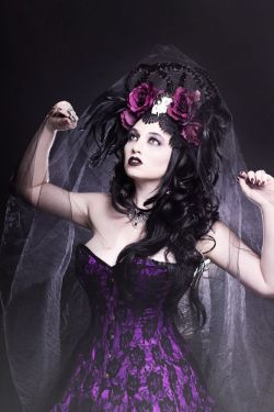 gothicandamazing:  Model: OdettedespairrPhotography,