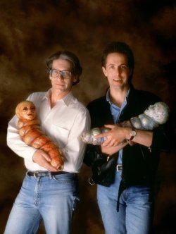 thethetwistedone:  cipheramnesia: e-seal:   mastersofthe80s:  David Cronenberg and Clive Barker   Who are the dudes holding them?    Stephen King and Jerry Seinfeld   what a beautiful family