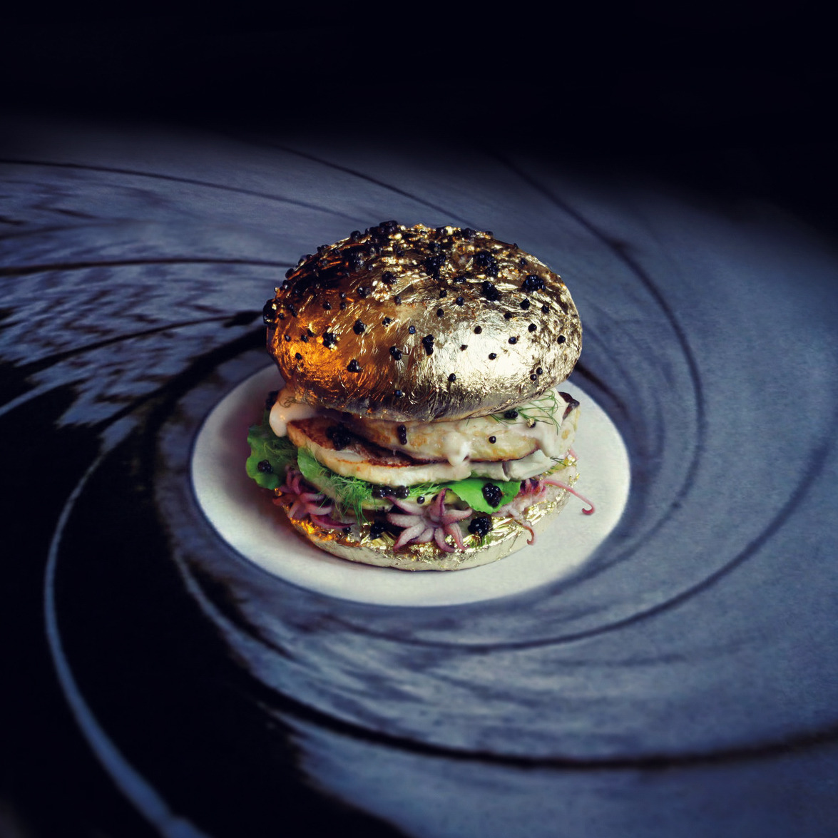 foodrepublic:  This wild burger art is actually edible. 