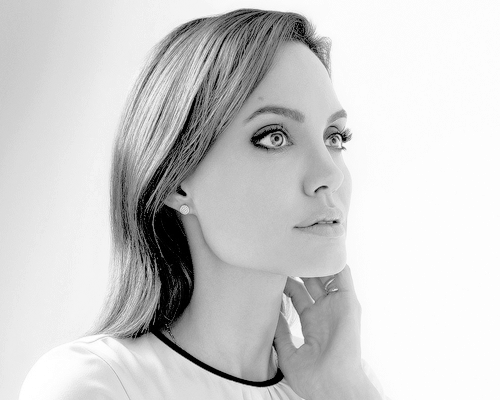 lydiamurtin:  “I think all women go through periods where we hate this about ourselves,