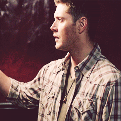 theonlymack99:  redridinghoodandthesourwolf:  ibeggedformercytwice:  a-whole-new-level-of-freak: