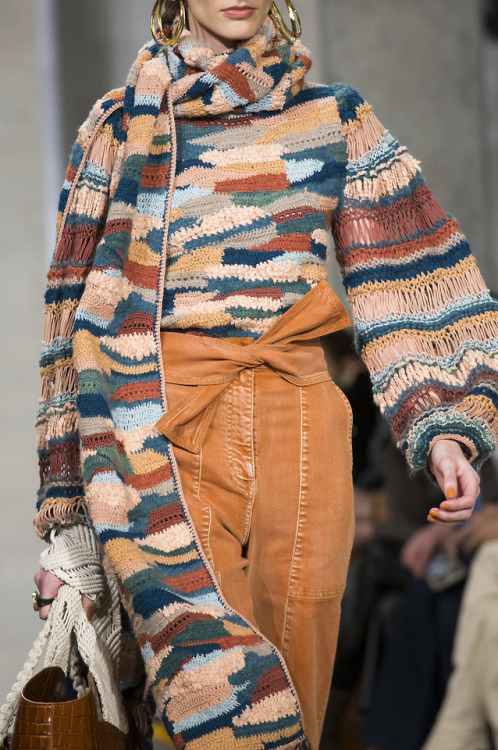 luxuryfashionweek:Model: Amanda GoogeDesigner: Ulla Johnson (Fall 2019 ready-to-wear)Where: New York