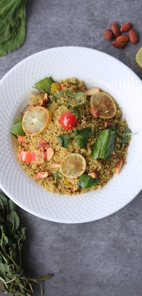 Mediterranean Quinoa Salad With Almonds, Spinach, Cherry Tomatoes, Mint Leaves And Lemon Recipe