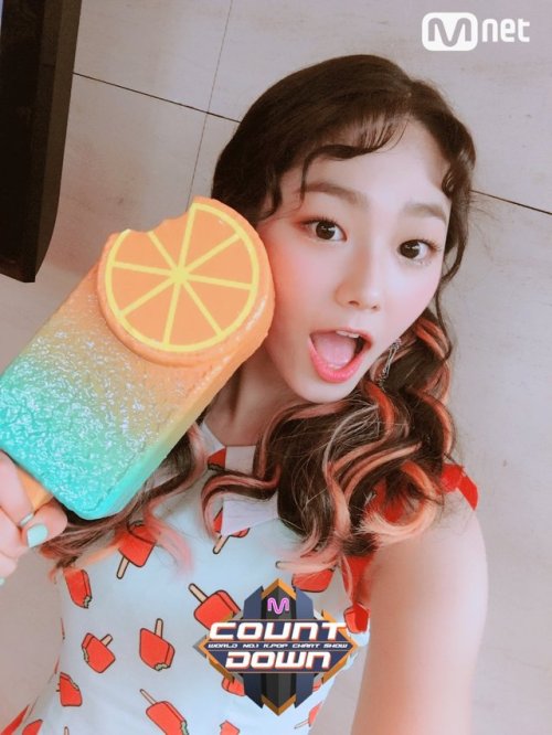 Kang Mina (Gugudan) - M!Countdown Selcas   