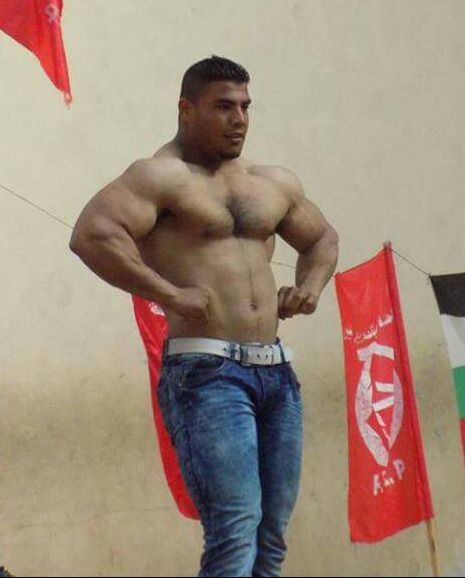 kally78:  Bodybuilder from Gaza, Palestine. Nice cocky look 