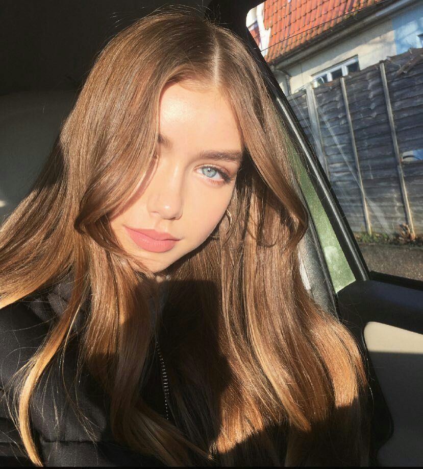Isabel (6 Photo)