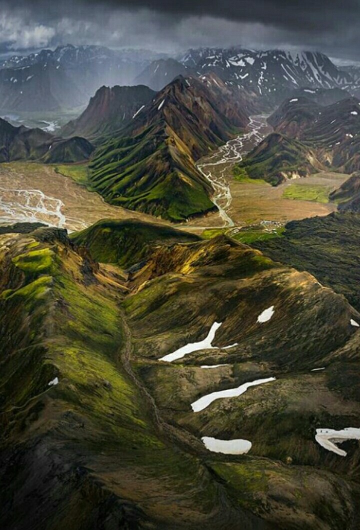 landscape-lunacy:  Iceland - by Albert Dros 