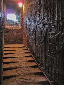 historyarchaeologyartefacts: The western staircase leading to the roof of the Temple of the Goddess Hathor, Egypt. 2300 years old [1200x1600]