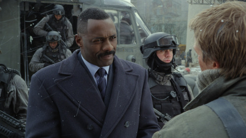 legendary:Idris Elba is PPDC Marshal Stacker Pentecost.