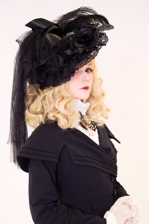 japanese-fashionstreet:Triple Fortune