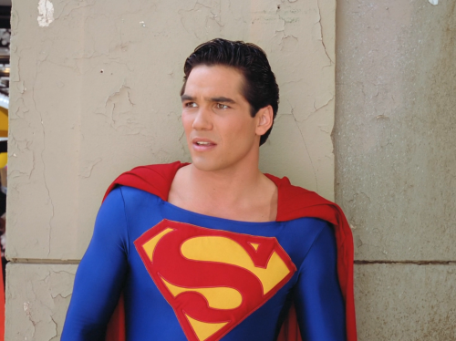 S01E05: I’m Looking Through You (1 of 3)Lois & Clark: The New Adventures of Superman in High Def