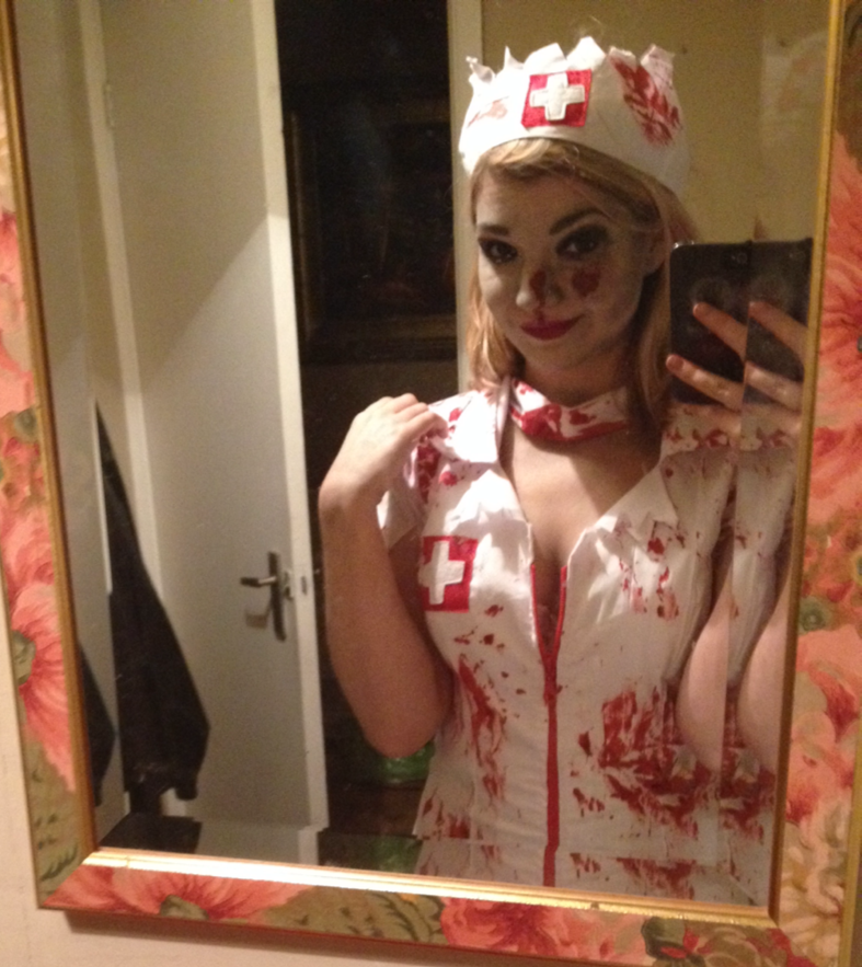 fl00sie:  Last night 🎃👻🏥 