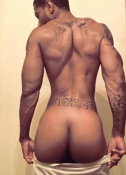 duttyking:  #cakes #tatted up