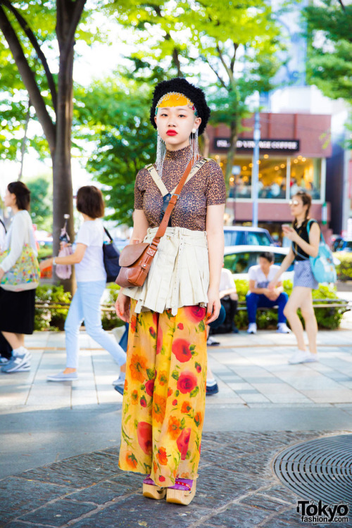 19-year-old Hiruma on the street in Harajuku wearing a mixed prints vintage style with a colorful sh