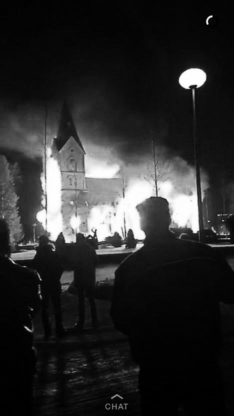 deawaken:  A church in flames in Ylivieska today. I could smell the smoke all the