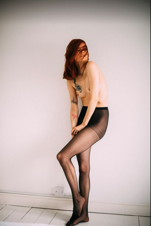 ninasever:  me me me by Snow Leopard