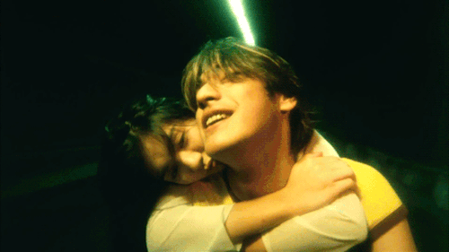 ninetiesfilm:Fallen Angels (1995) dir. Wong Kar-wai