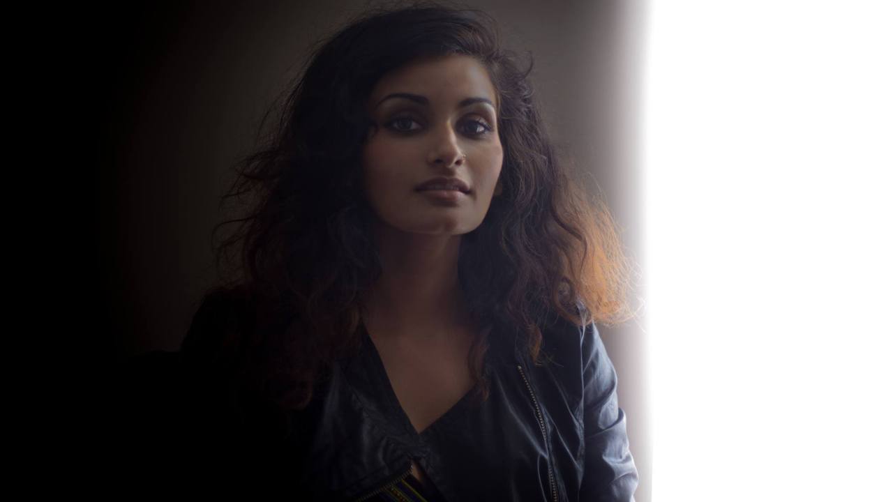 2am-poetry: Her name is “Reem” She told me it means sliver of light 