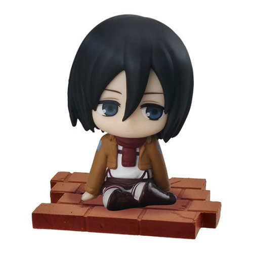 Bandai’s Gashapon has announced new chibi figures of Armin, Eren, Jean, Levi, and Mikasa for mid-March 2015! (Source)These belong in the same set as the exclusive cleaning chibis of Eren and Levi from the SnK Exhibition.