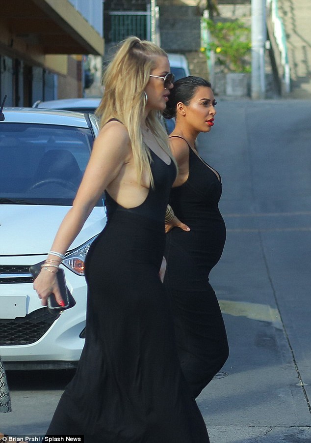 ultimatekimkardashian:  Kim and Khloe at St. Barts for family vacation 8.17