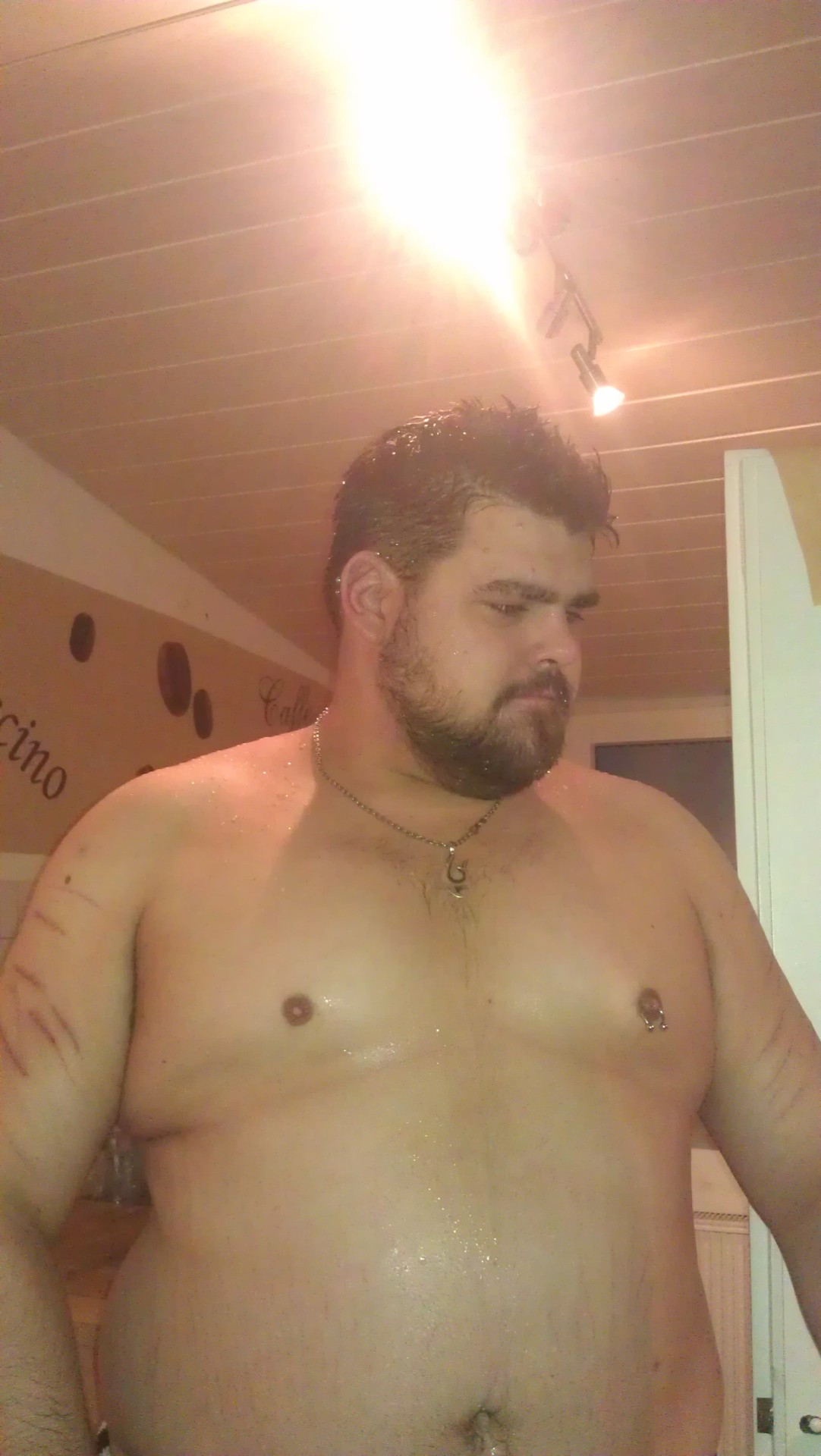 raging-heaven:  best thing in winter….hot showers :P sry bit blurry ^^