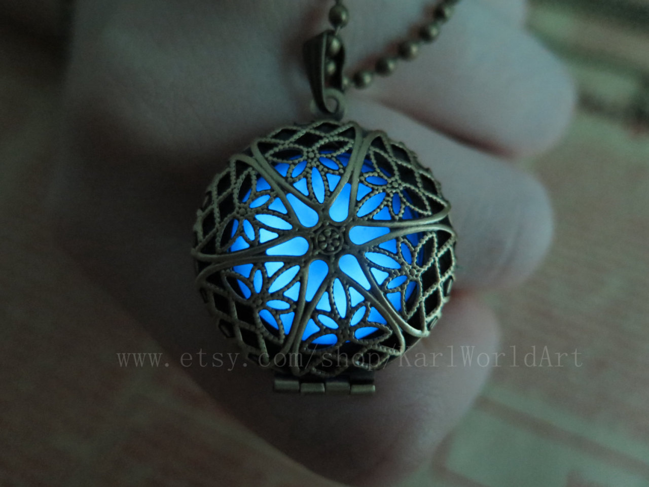 wordsnquotes:  Folklore Inspired Glow in the Dark Jewelry  China based boutique