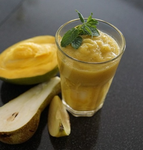 Pear Mango Smoothie