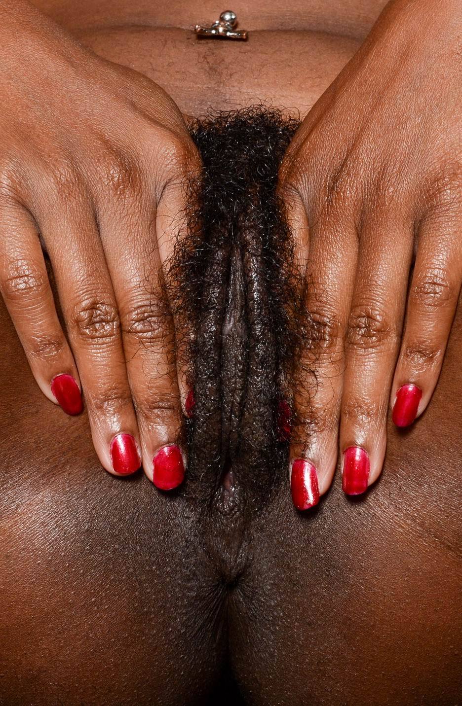 chocolate-pussycat-fur:  Furry Puckered Chocolate Lips————————————————You