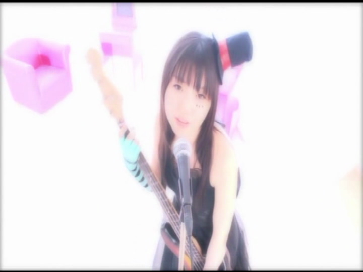 Cosplay Girl Tsubomi (K-On)  VIDEO -  https://www.facebook.com/photo.php?v=677285432330940