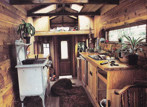 XXX tinyhometrail:  70s Camper Van magic(Source) photo