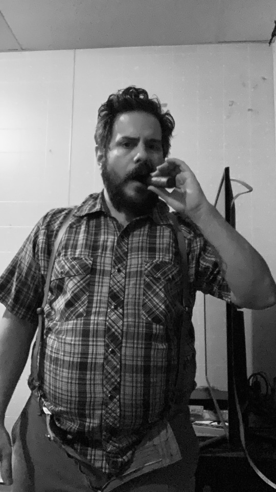Stogiesbeardsandbears:get To It. 