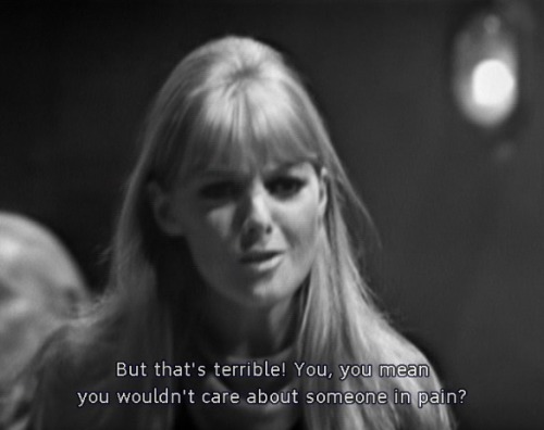 unwillingadventurer: Polly being brilliant and questioning the Cybermen in ‘the Tenth Planet&r