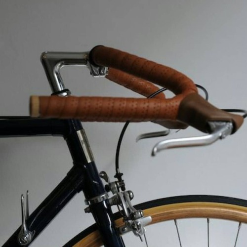 javi-ballestero:#dropbars #ergonomia #manillar #classicbike #handlebar #desing #manubrio #direccion 