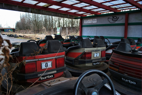 abandoned-playgrounds: Abandoned Fun Park Fyn in Denmark - An excellent amusement park that closed i