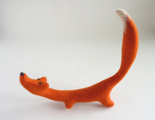 Slinky Fox (by Gretel Parker)