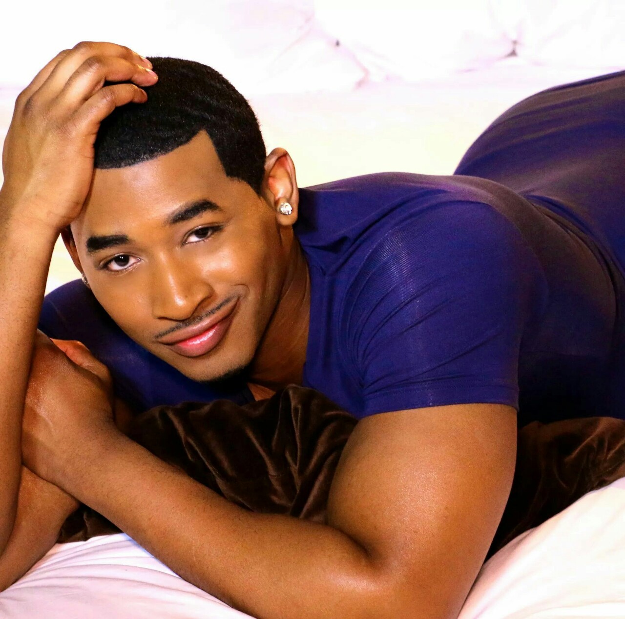 jacobkohinoor:  Lay Your head on my pillow