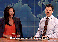 snlgifs:Here to tell us the best tech gadgets for the guy in your life, is a reporter from Glamour M